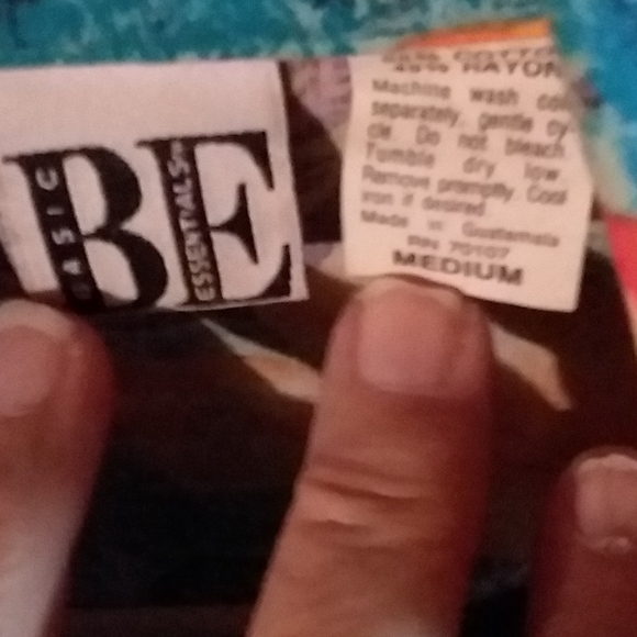 Basic Essentials BE Top MEDIUM Hawaiian Theme Ca. 1990s HIBISCUS MOTIF EUC - Picture 3 of 6